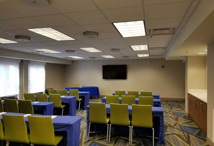 Holiday Inn Express Hotel & Suites Jacksonville South, An Ihg