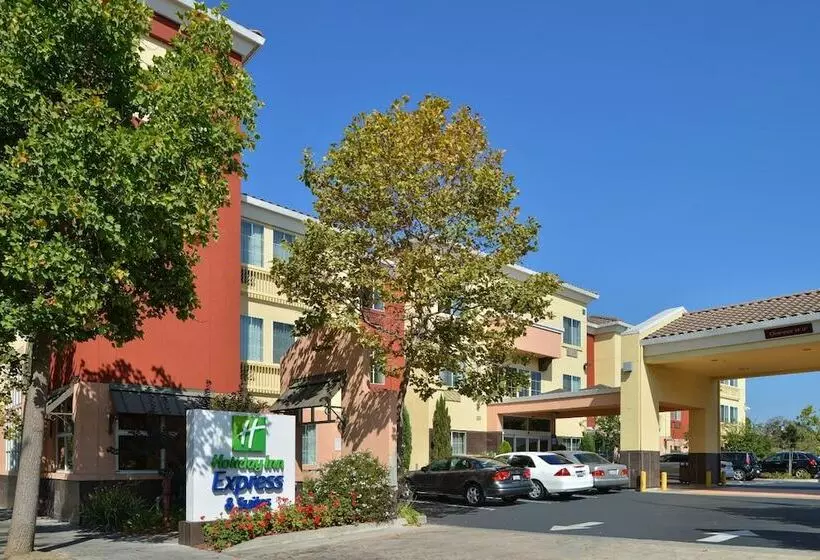 酒店 Holiday Inn Express Berkeley, An Ihg