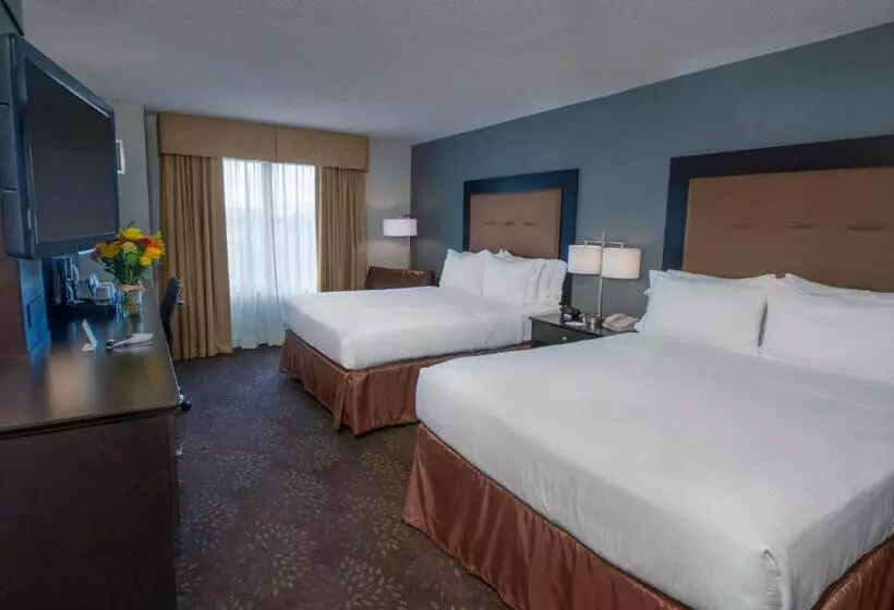 هتل Holiday Inn Express & Suites Buffalo Airport, An Ihg