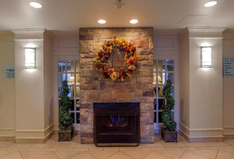 ホテル Holiday Inn Express & Suites Buffalo Airport, An Ihg