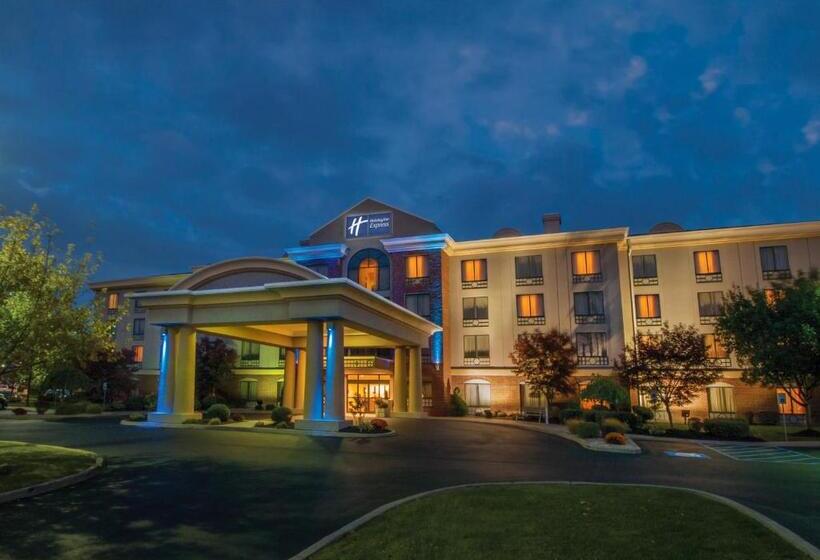 ホテル Holiday Inn Express & Suites Buffalo Airport, An Ihg