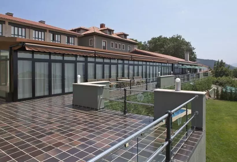 Hosteria De Torazo Nature Hotel & Spa