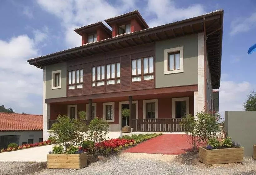 Hosteria De Torazo Nature Hotel & Spa