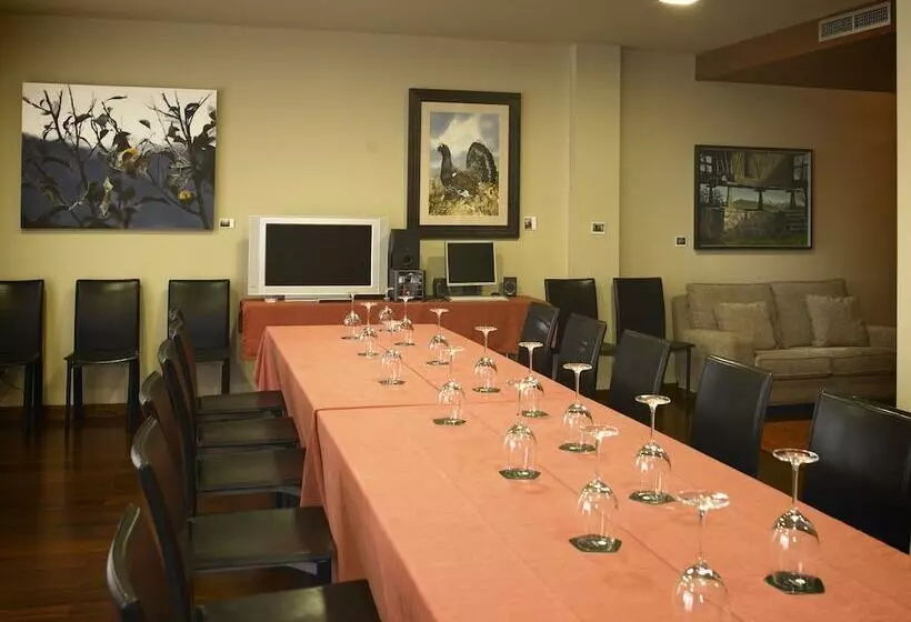 Hosteria De Torazo Nature Hotel & Spa