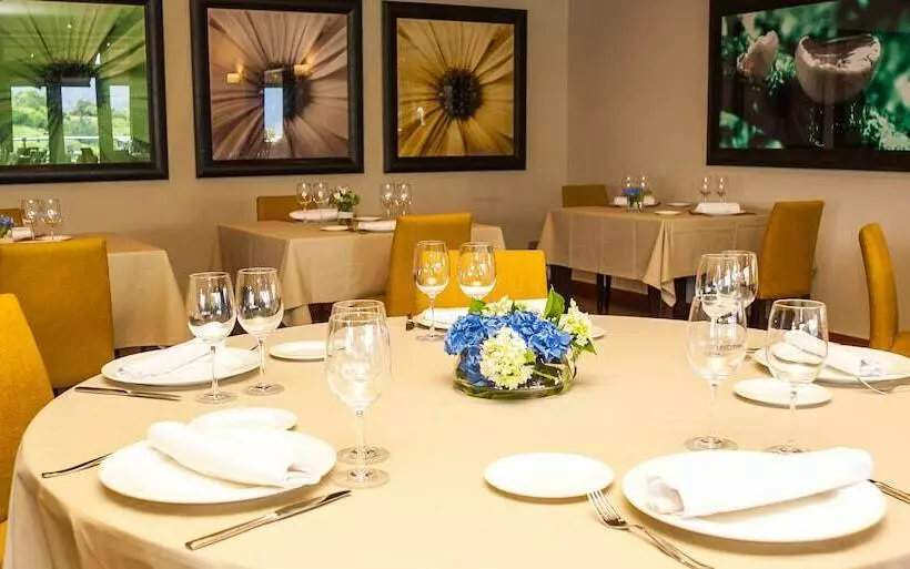 Hosteria De Torazo Nature Hotel & Spa