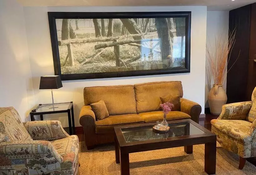 Hosteria De Torazo Nature Hotel & Spa