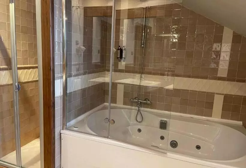 Hosteria De Torazo Nature Hotel & Spa