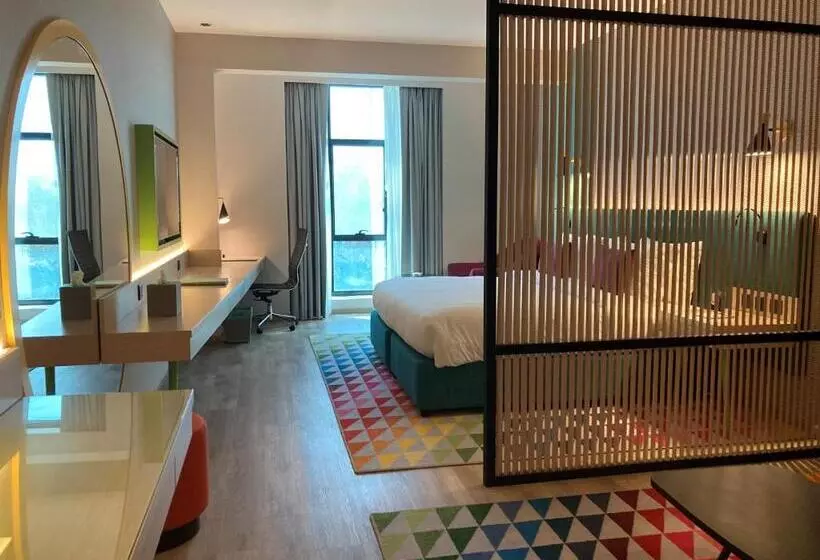 هتل La Quinta By Wyndham Dubai Jumeirah