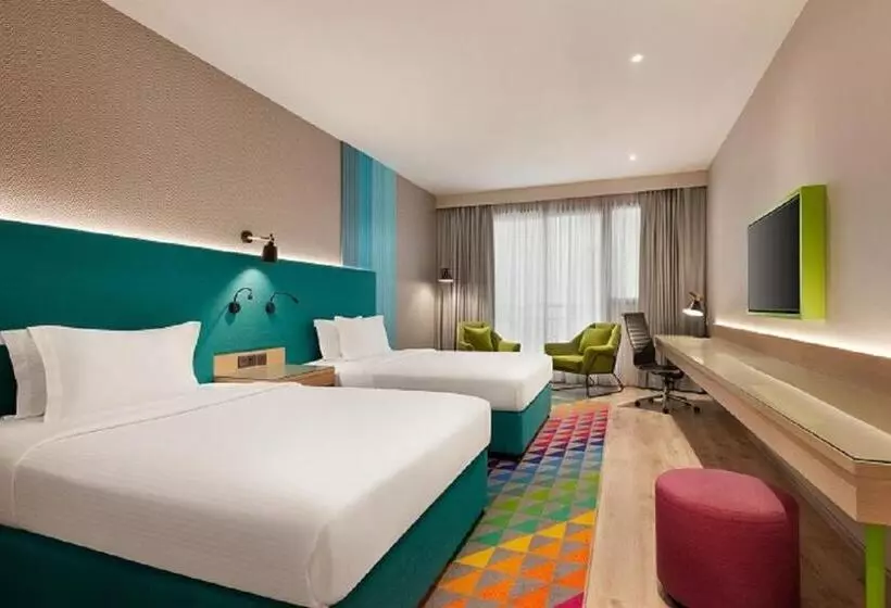 هتل La Quinta By Wyndham Dubai Jumeirah