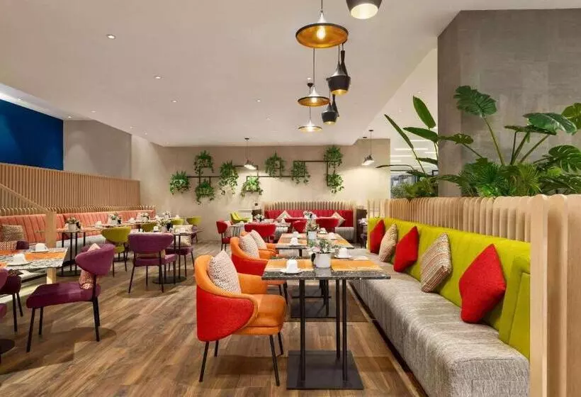 هتل La Quinta By Wyndham Dubai Jumeirah