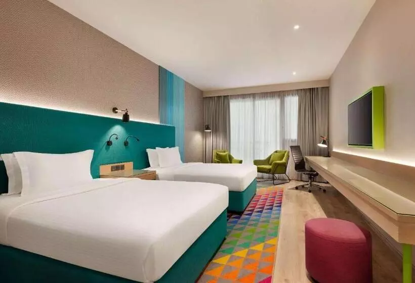 هتل La Quinta By Wyndham Dubai Jumeirah
