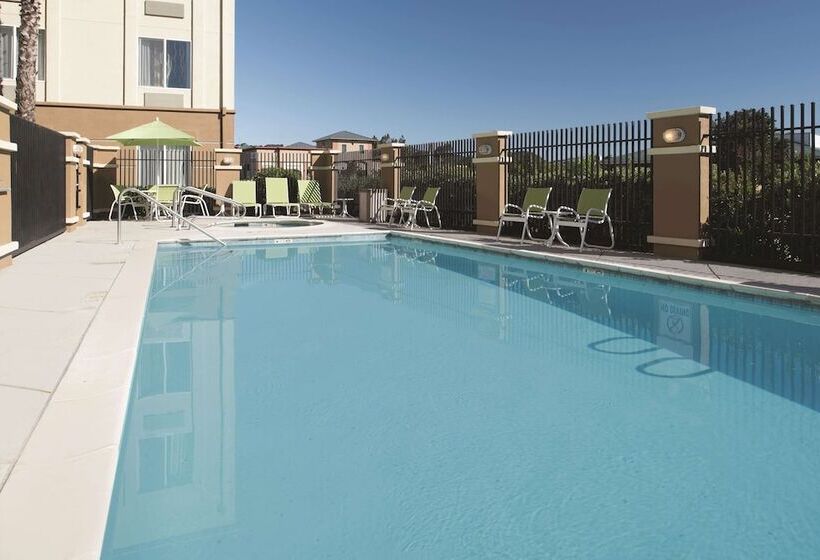 فندق La Quinta By Wyndham Fairfield   Napa Valley