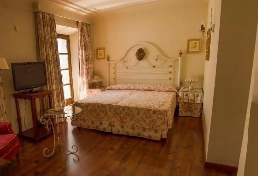 בית מלון כפרי Montelirio