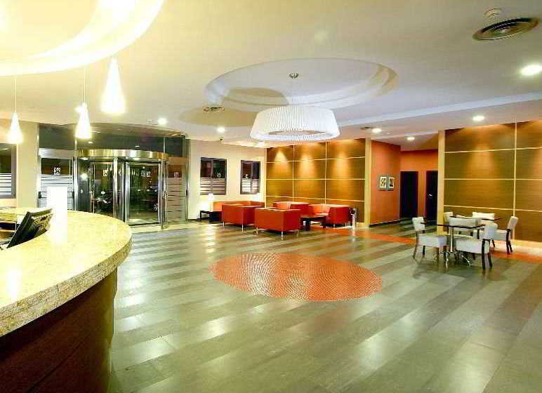 酒店 Puerta de Alcalá