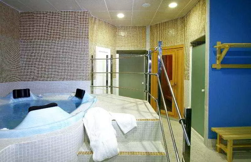 호텔 Puerta de Alcalá