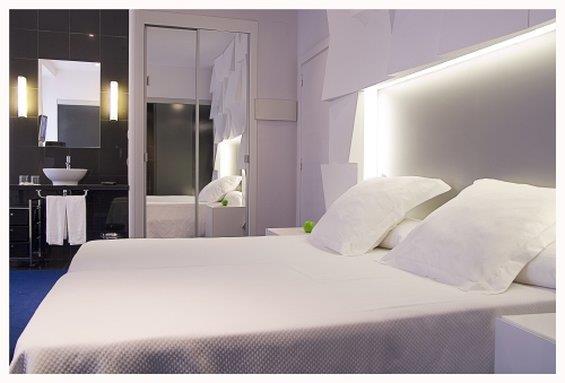 هتل Room Mate Mario