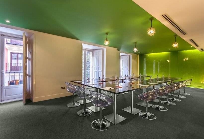 هتل Room Mate Mario