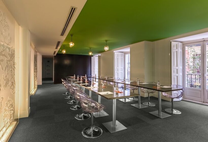 هتل Room Mate Mario