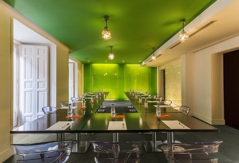 هتل Room Mate Mario