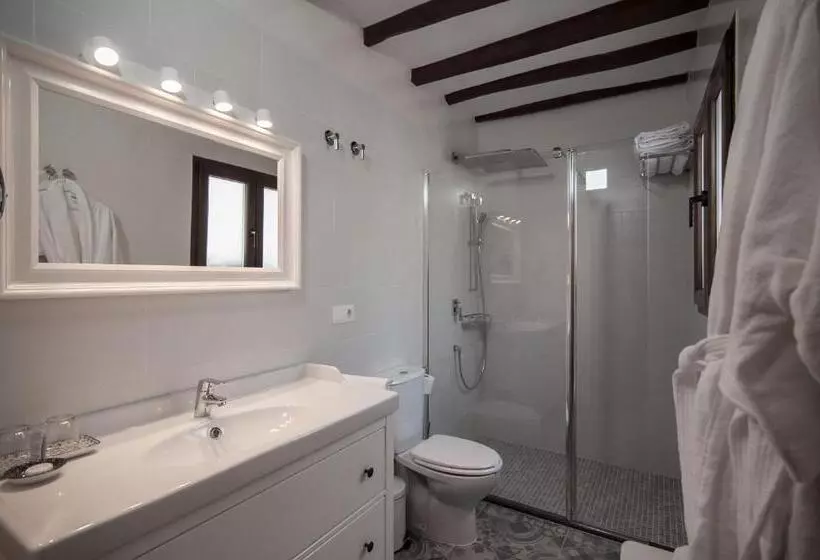 Сельский отель Cases Noves   Boutique Accommodation   Adults Only