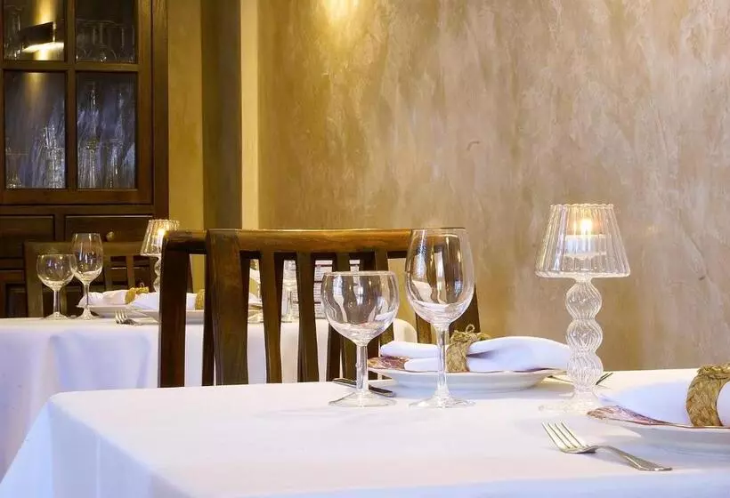 Сельский отель Cases Noves   Boutique Accommodation   Adults Only