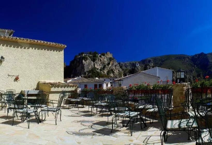 Сельский отель Cases Noves   Boutique Accommodation   Adults Only