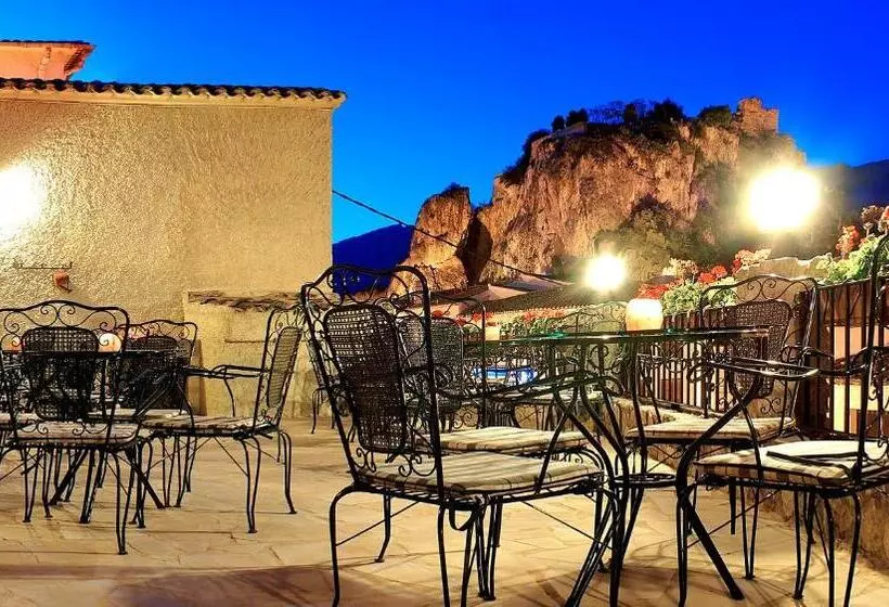 Сельский отель Cases Noves   Boutique Accommodation   Adults Only