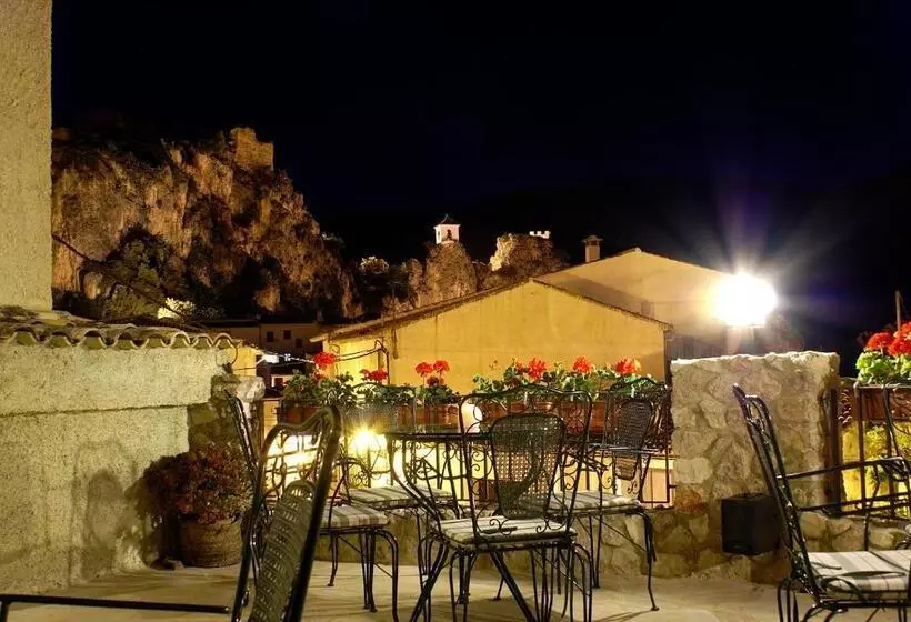 Сельский отель Cases Noves   Boutique Accommodation   Adults Only