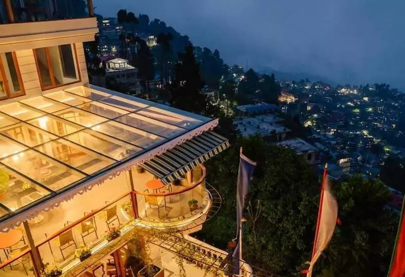 ホテル Udaan Dekeling Resort Darjeeling