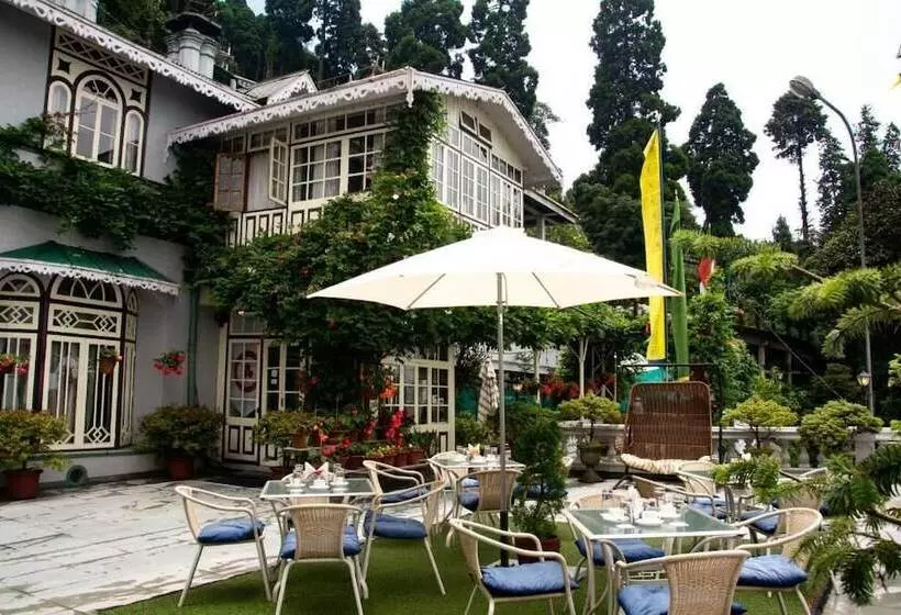 ホテル Udaan Dekeling Resort Darjeeling