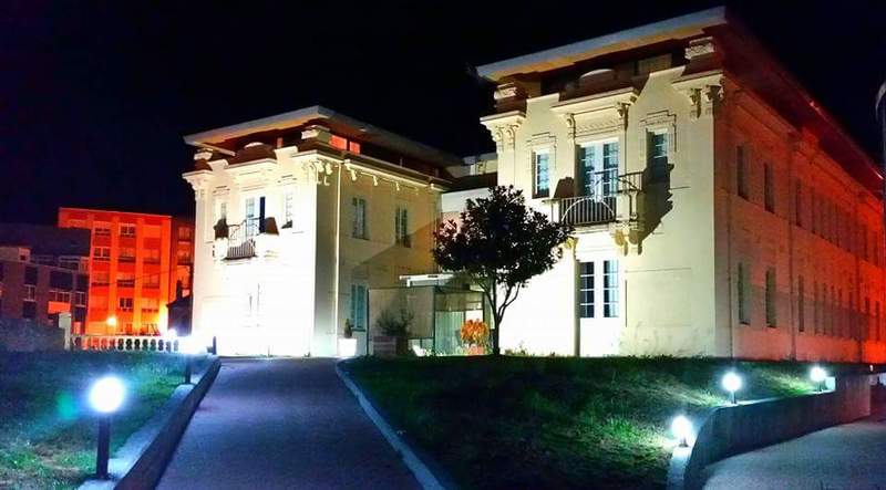 هتل Villa De Betanzos