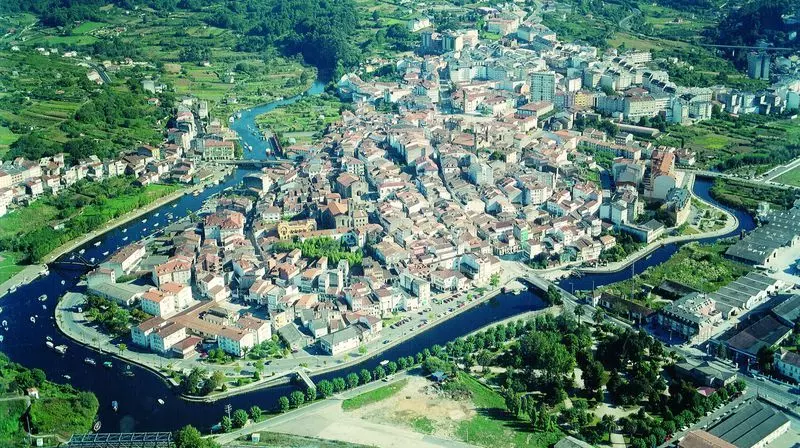 فندق Villa De Betanzos