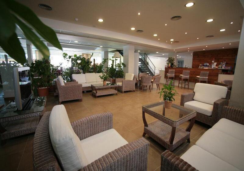 On Family Islantilla