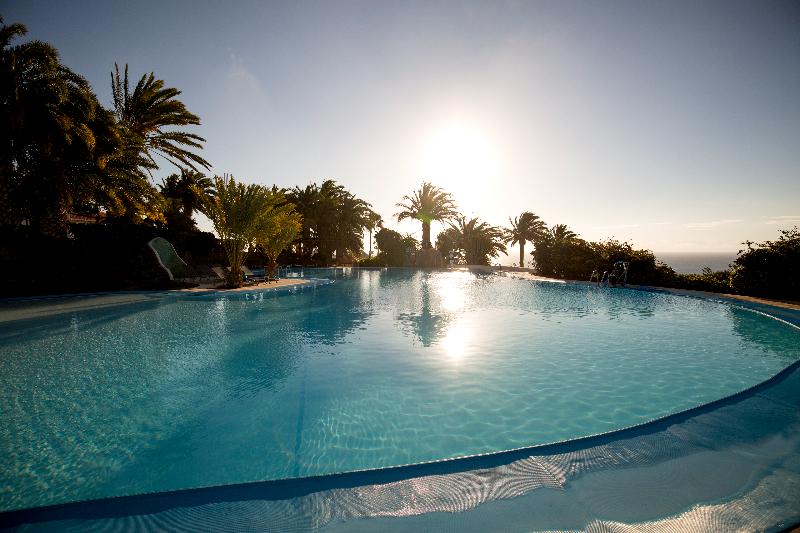 استراحتگاه Robinson Esquinzo Playa - All Inclusive