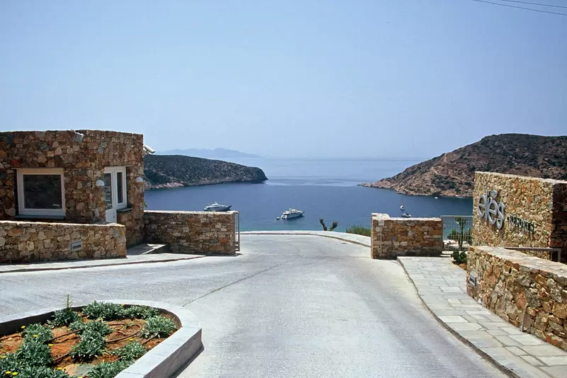 Elies Resorts