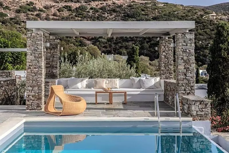 Elies Resorts