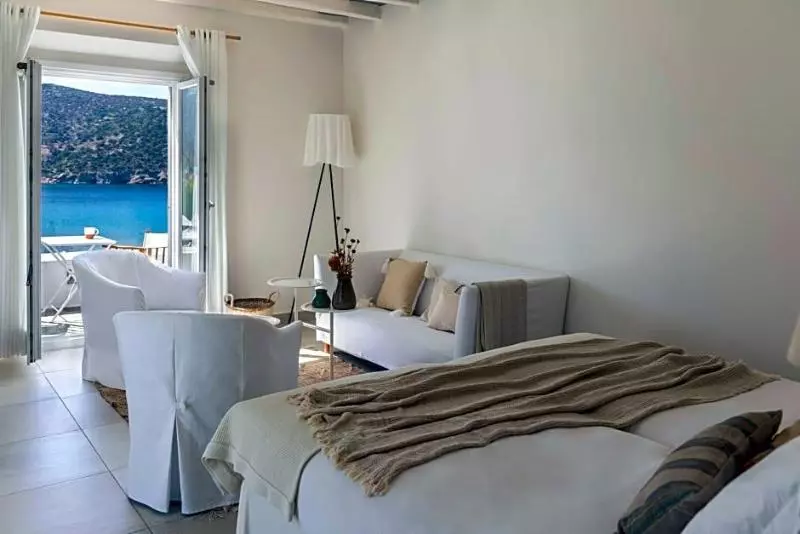Elies Resorts