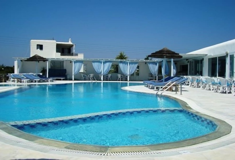 Giannoulaki Resort