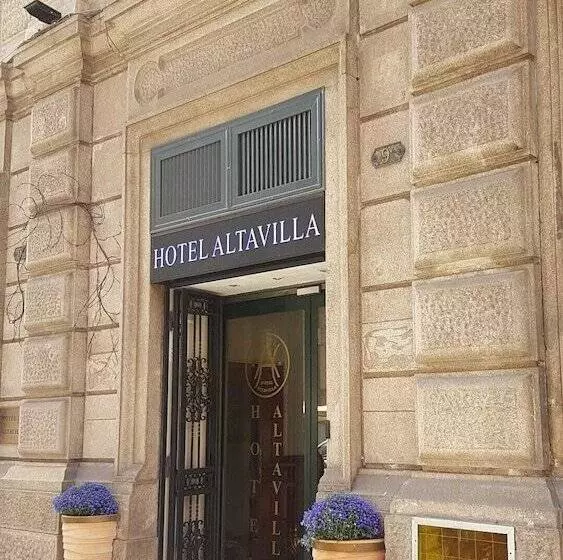 ホテル Altavilla