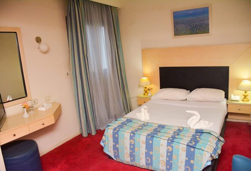 هتل Aracan Pyramid