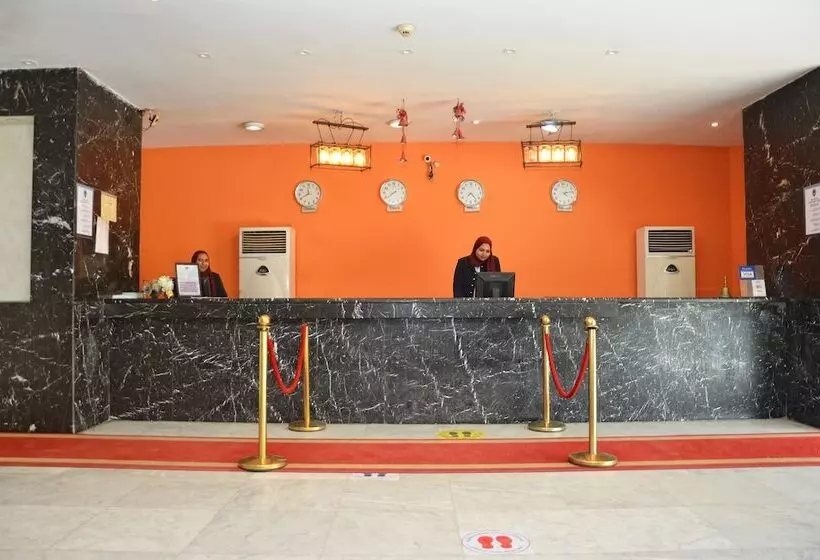 هتل Aracan Pyramid