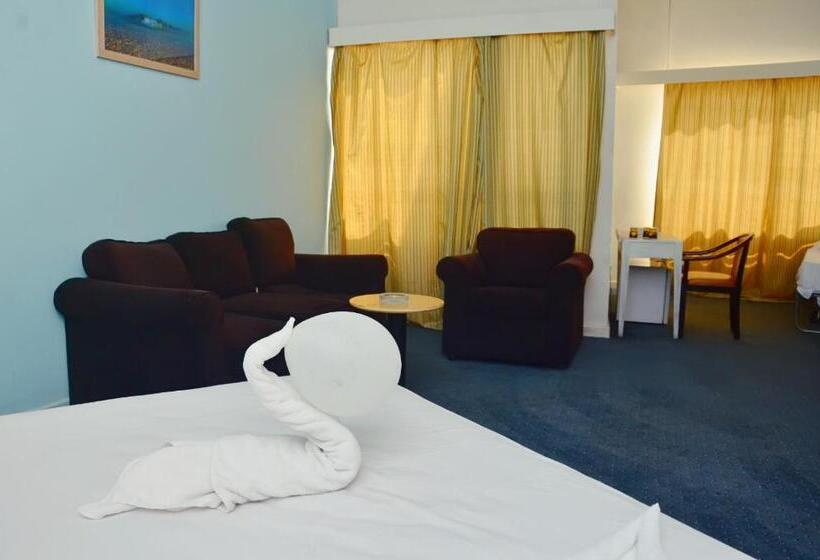 هتل Aracan Pyramid