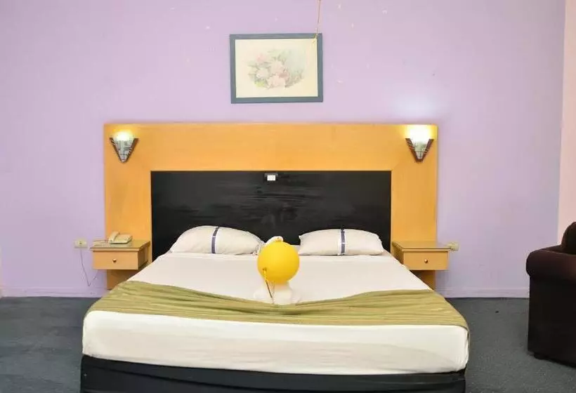 هتل Aracan Pyramid