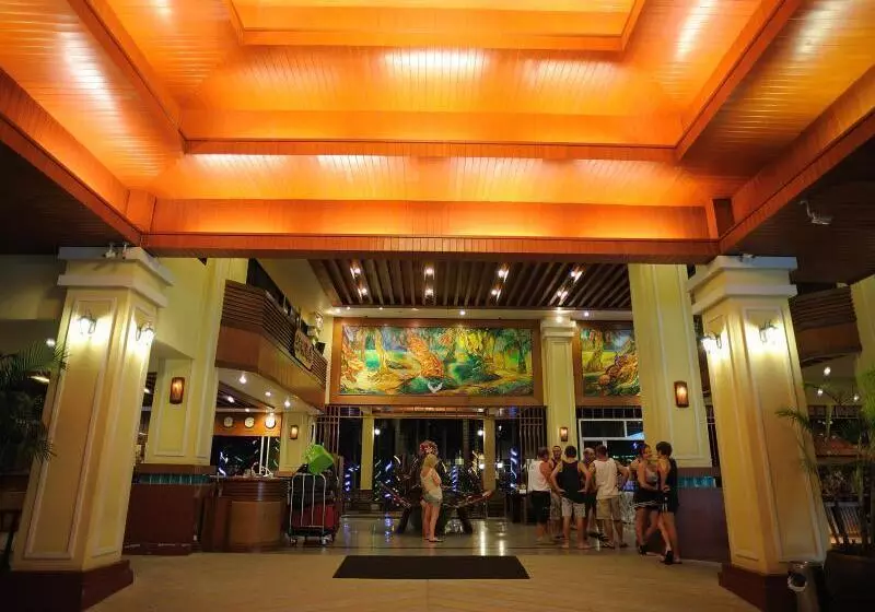 Baumanburi Hotel Patong