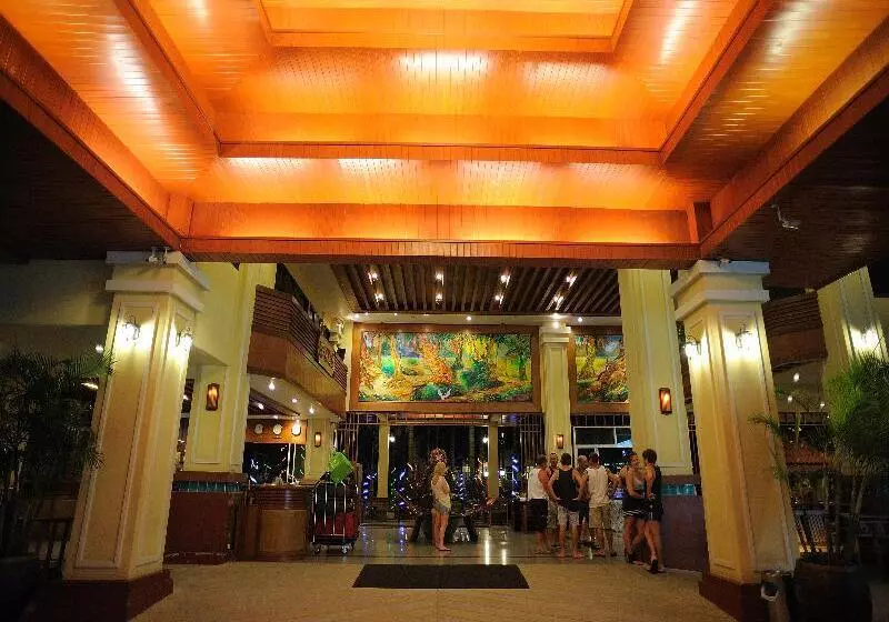Baumanburi Hotel Patong