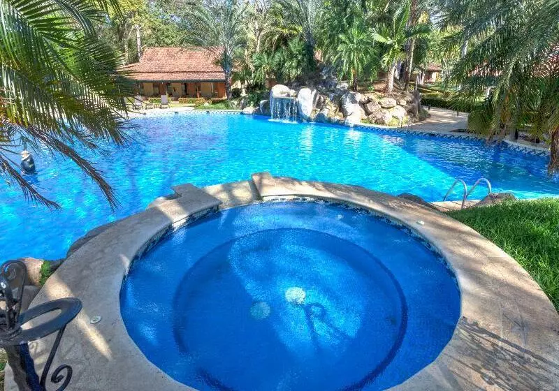 هتل Casa Conde Del Mar