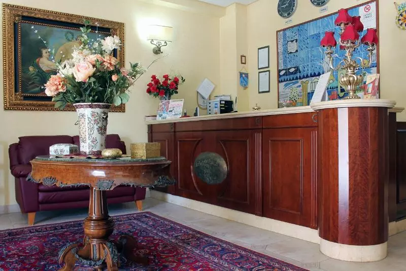 Hotel D Angelo Palace