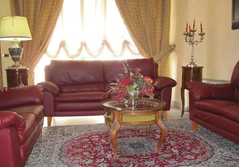 Hotel D Angelo Palace