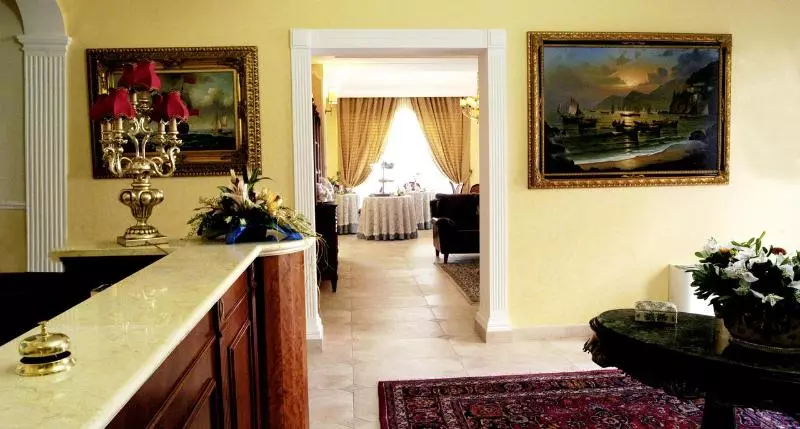 Hotel D Angelo Palace