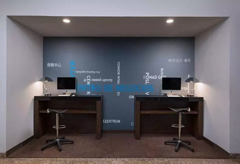 호텔 Four Points By Sheraton Galerias Monterrey